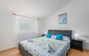 Appartement In Funtana Mit Grill